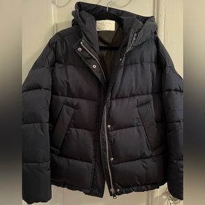 Zara Woman Oversized Navy Puffer Coat with Hood.